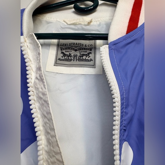 Levi's color block windbreaker jacket. 3x plus size. New with tags. - Picture 6 of 11